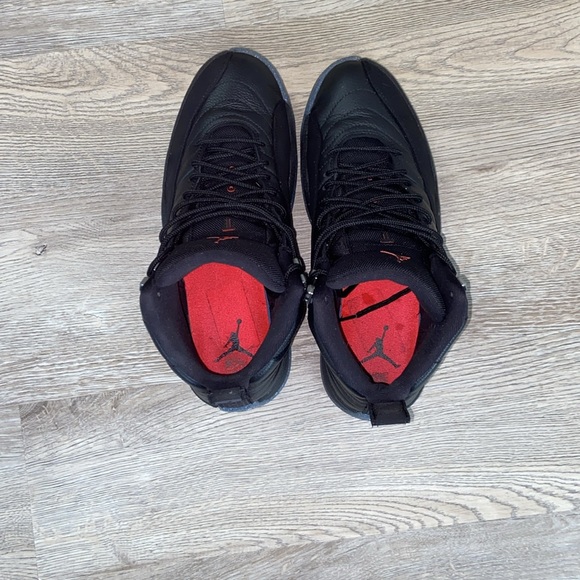 I am selling a pair utility black retro 12s size 9.5 been takin care of! - Picture 6 of 6